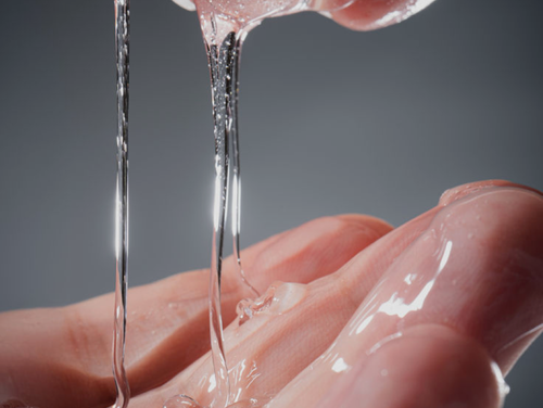 How to Achieve That Braless Cleavage Look